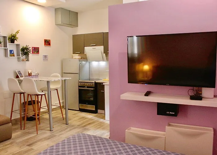 Klarisa Center With Terrace