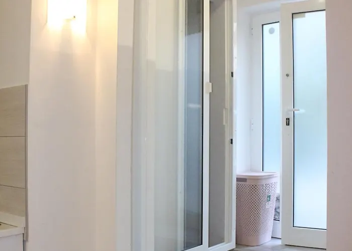 Klarisa Center With Terrace 아파트 *