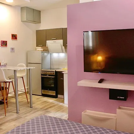 Klarisa Center With Terrace