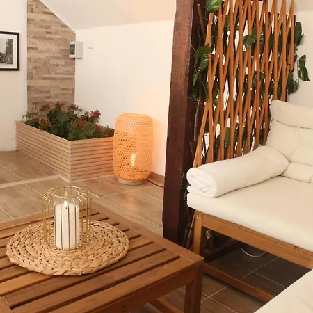 Klarisa Center With Terrace