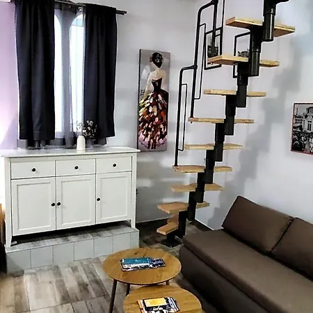 Klarisa Center With Terrace *