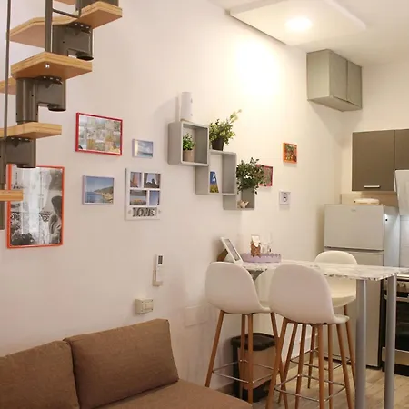 Klarisa Center With Terrace Split